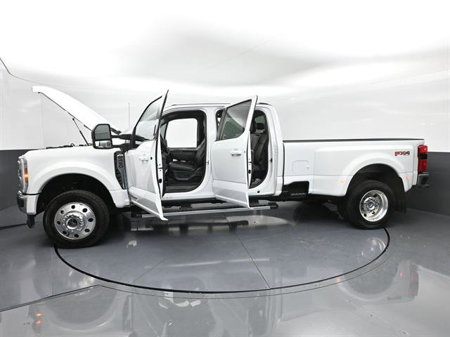 Used 2026 Ford F450 Lariat w/ FX4 Off-Road Package AWD/4WD image 48