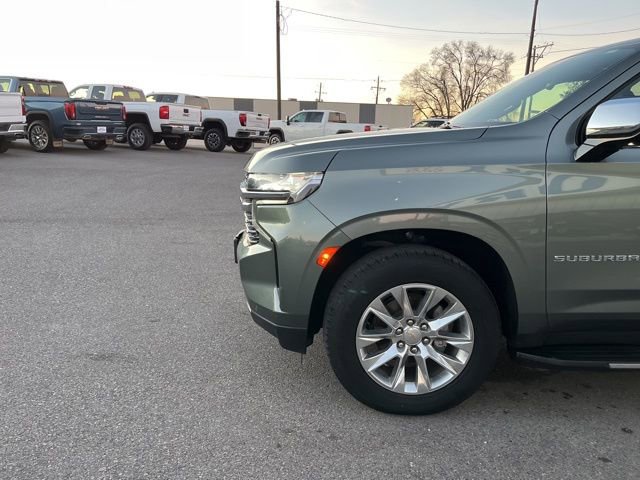 Used 2023 Chevrolet Suburban Premier image 4