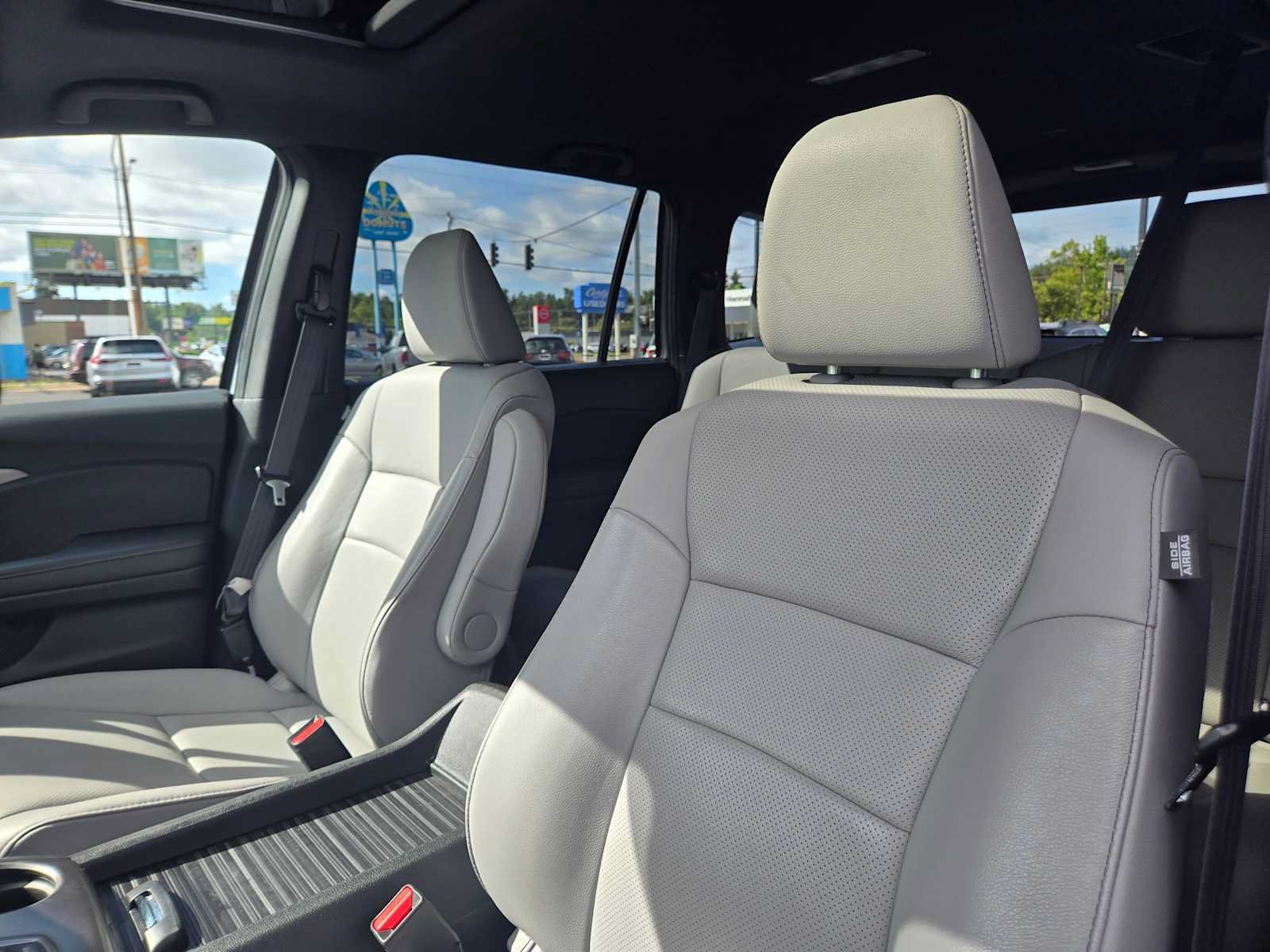 Used 2023 Honda Passport EX-L image 21