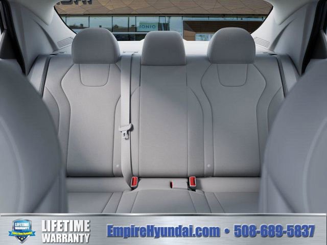 New 2026 Hyundai Elantra SE image 12