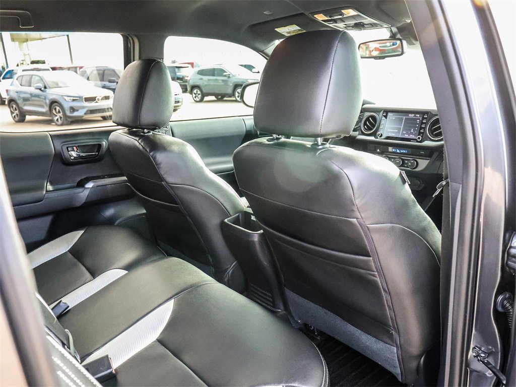 Used 2021 Toyota Tacoma TRD Off-Road image 22