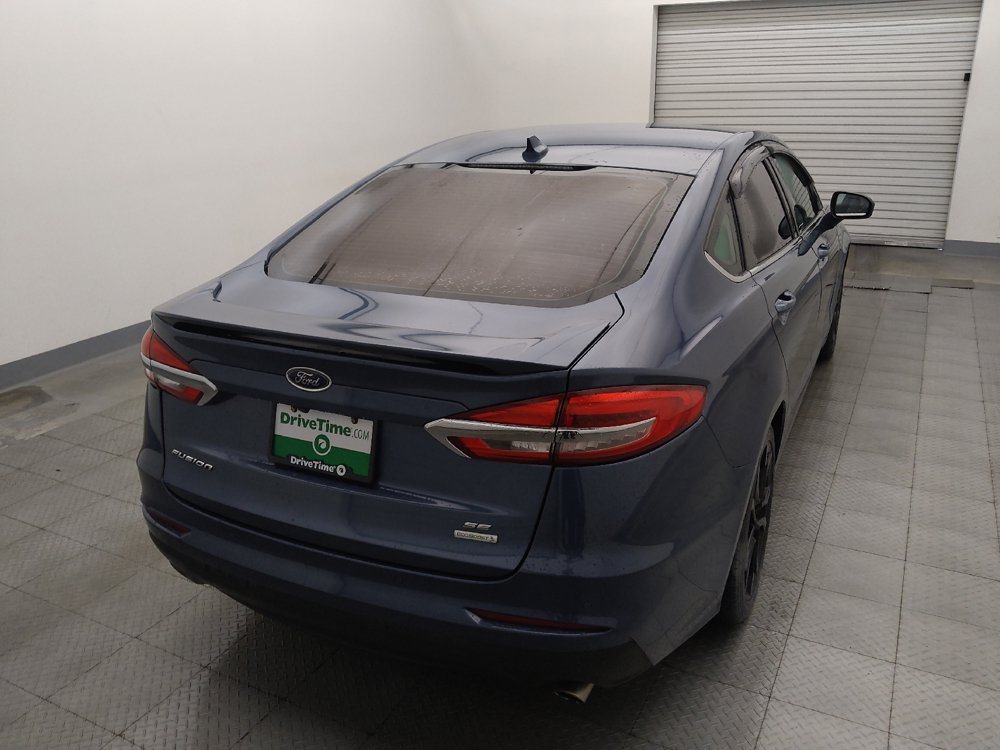 Used 2019 Ford Fusion SE w/ Equipment Group 151A FWD image 7