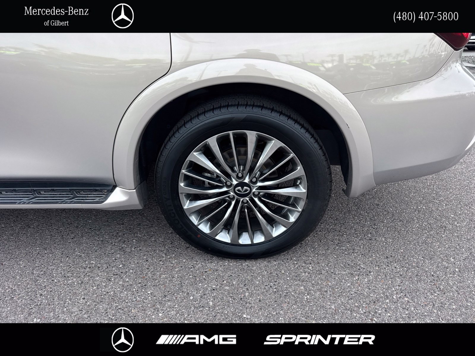 Used 2019 INFINITI QX80 Luxe w/ 22" Wheel Package RWD image 6