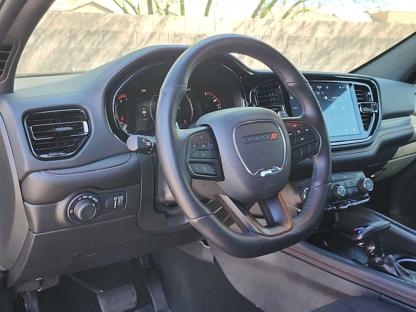 Used 2025 Dodge Durango R/T w/ Blacktop Package image 2