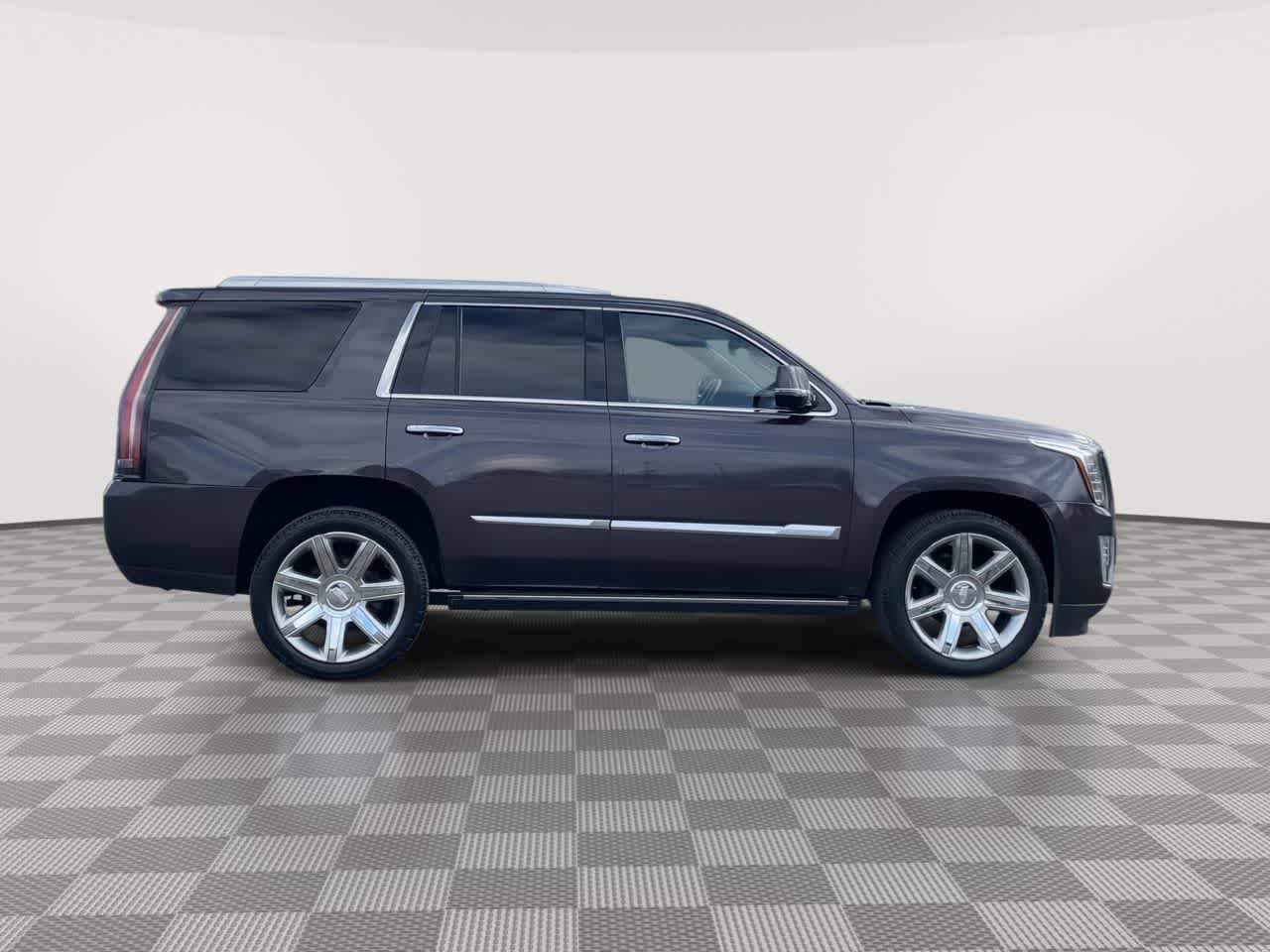 Used 2015 Cadillac Escalade Premium AWD/4WD image 9