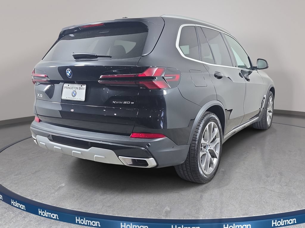 Certified 2024 BMW X5 xDrive50e w/ Premium Package AWD/4WD image 5