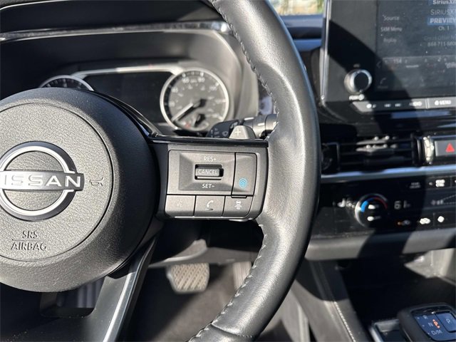 Used 2022 Nissan Pathfinder SV image 23