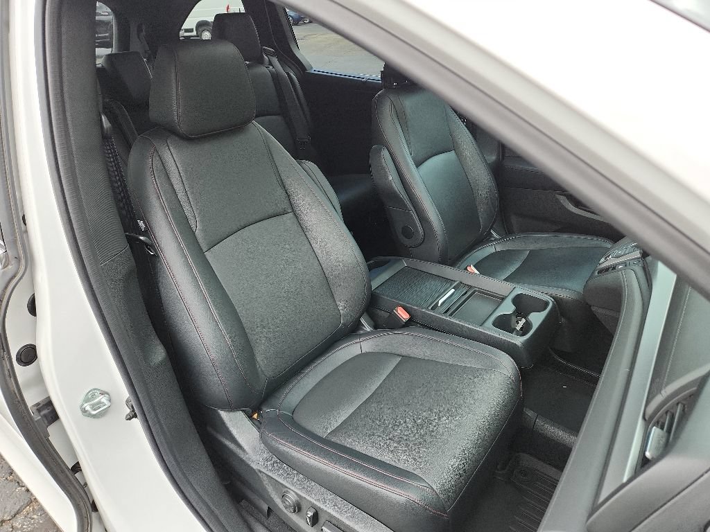 Used 2023 Honda Odyssey Sport image 42