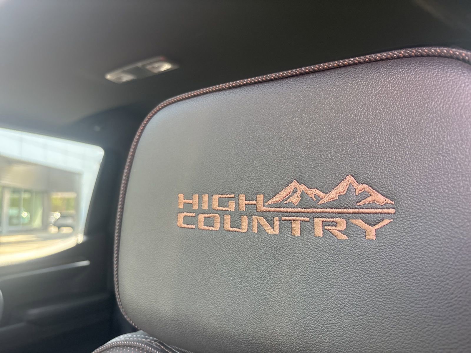 Used 2022 Chevrolet Silverado 1500 High Country w/ High Country Premium Package image 27