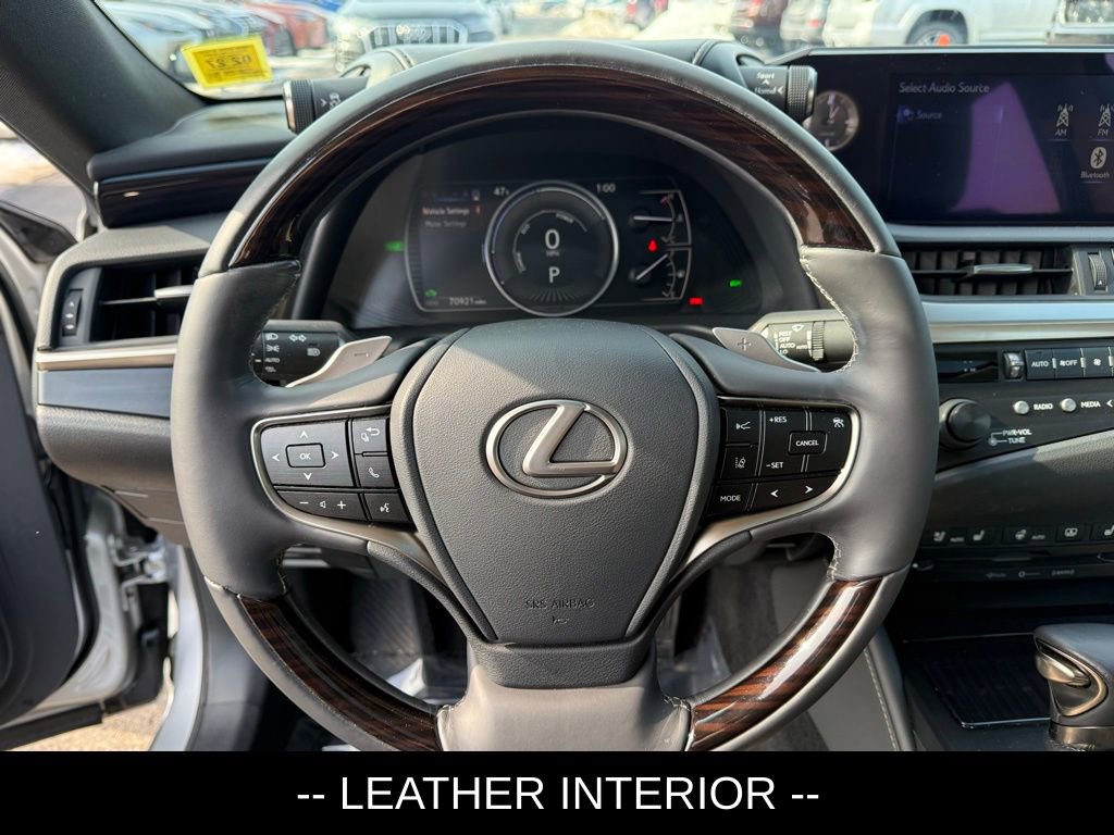Used 2020 Lexus ES 300h w/ Accessory Package 2 image 8