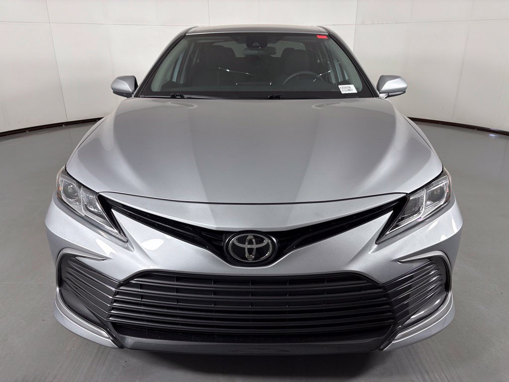 Used 2024 Toyota Camry LE FWD image 3