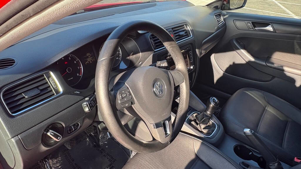 Used 2012 Volkswagen Jetta SE image 10