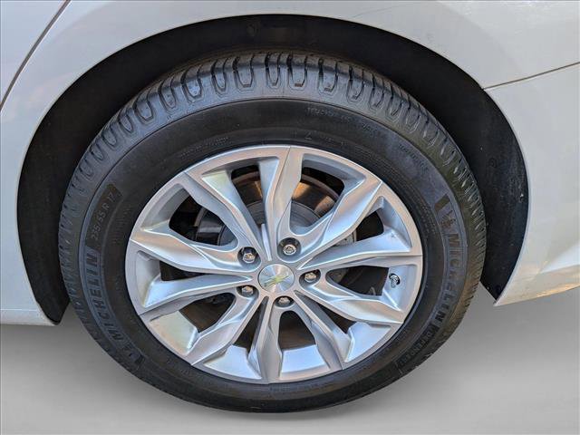 Used 2019 Chevrolet Malibu LT image 23