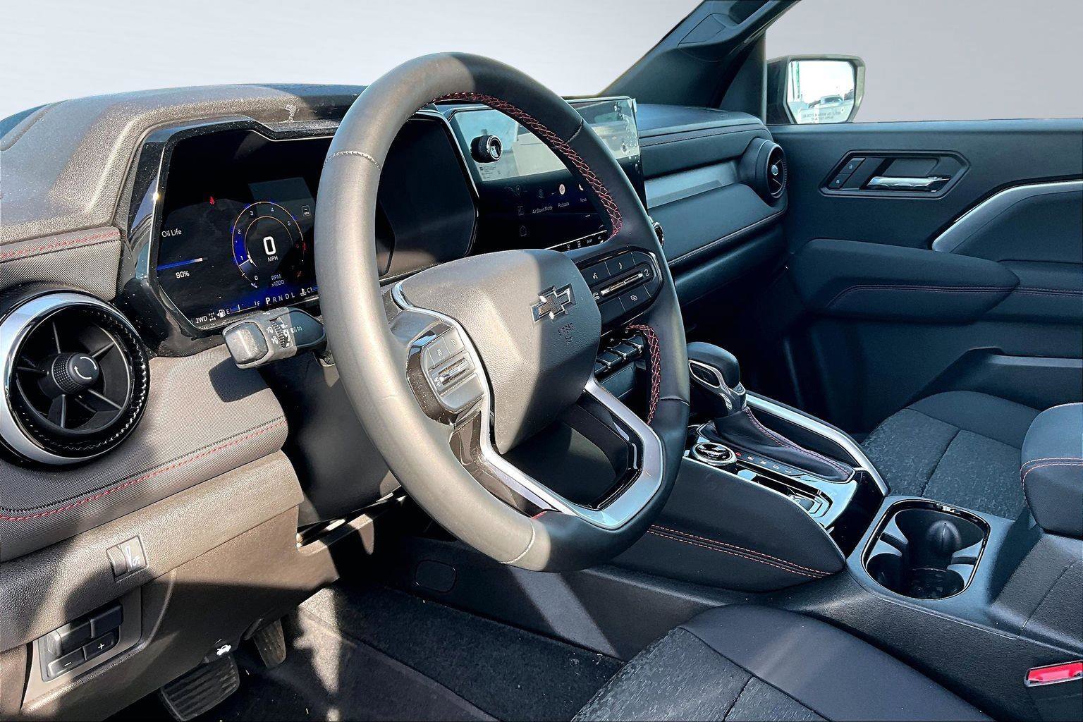 Certified 2024 Chevrolet Colorado Z71 w/ Advanced Trailering Package image 13