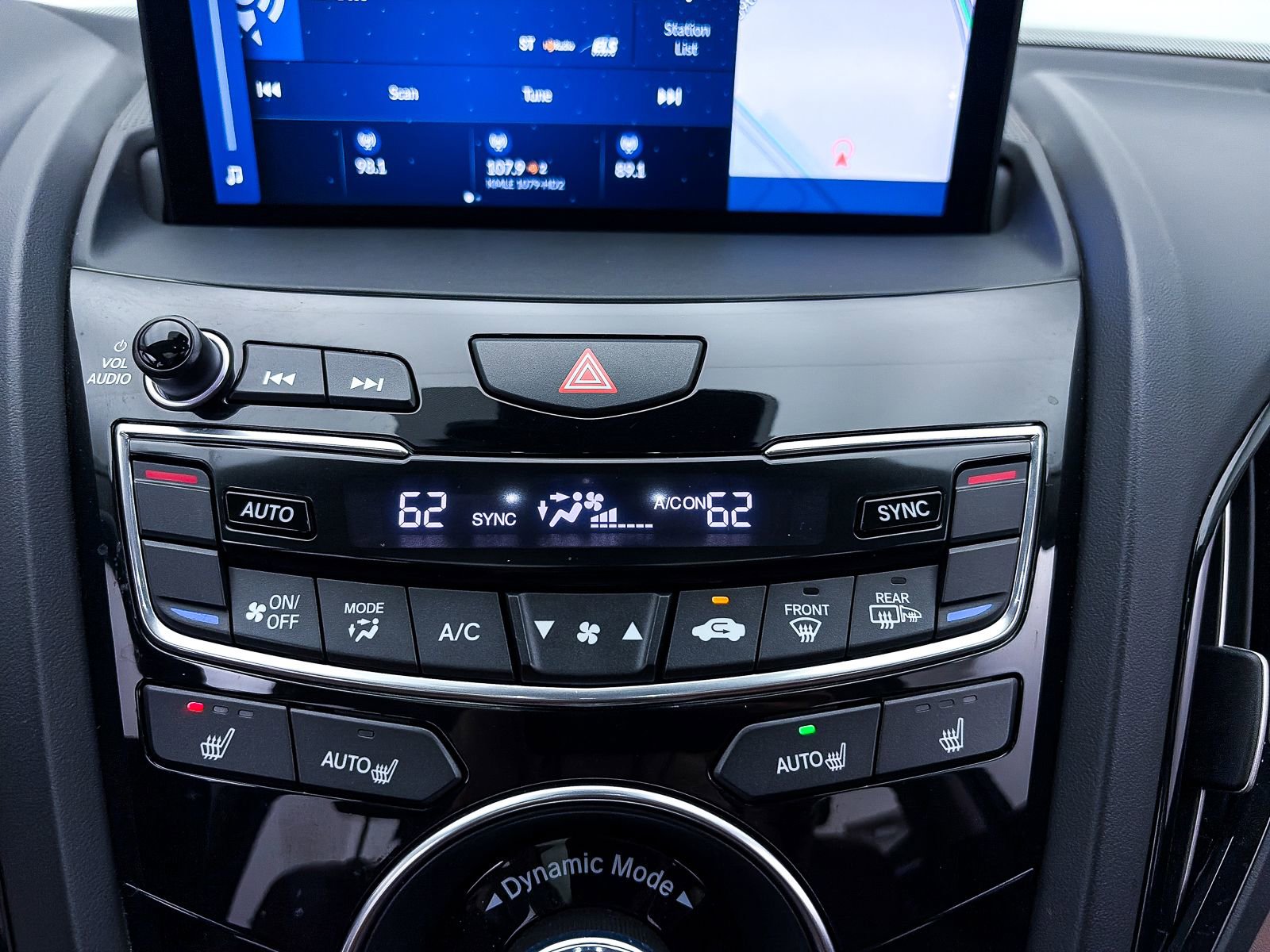Used 2021 Acura RDX w/ Technology Package image 24