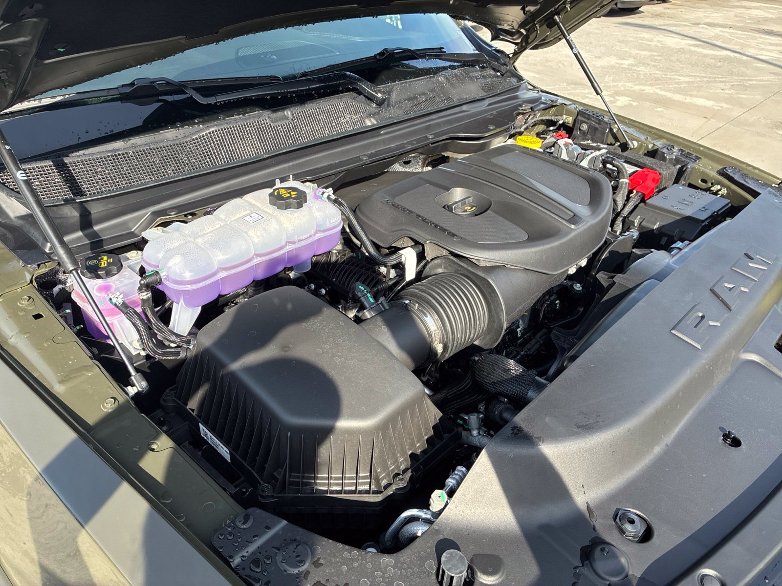 New 2027 RAM 1500 Laramie AWD/4WD image 39