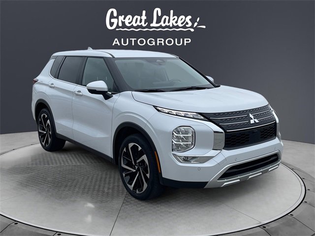 Used 2024 Mitsubishi Outlander SE image 7