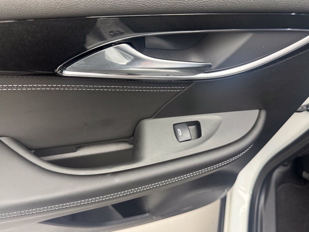 Used 2024 Buick Envision Preferred AWD/4WD image 26