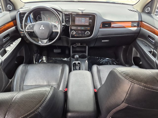 Used 2015 Mitsubishi Outlander SE AWD/4WD image 18