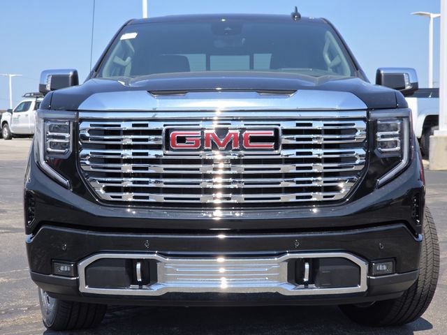 New 2026 GMC Sierra 1500 Denali w/ Denali Reserve Package AWD/4WD image 14