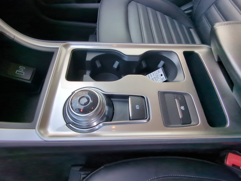 Certified 2024 Ford Edge SEL image 18