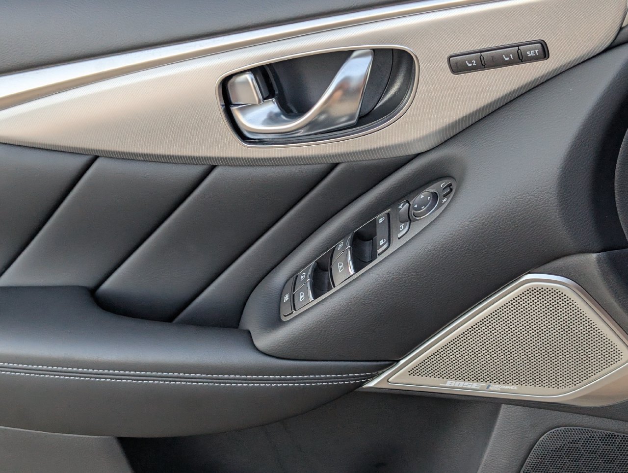 Used 2024 INFINITI Q50 Luxe w/ Cargo Package RWD image 25