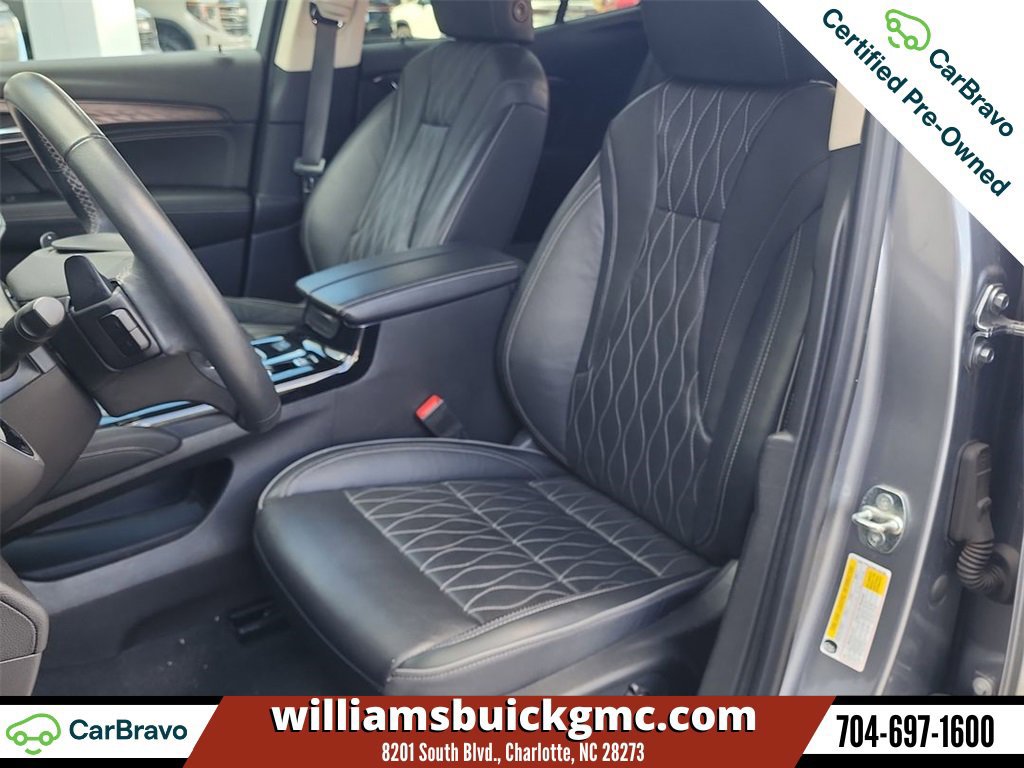 Certified 2021 Buick Envision Avenir w/ Technology Package II image 21