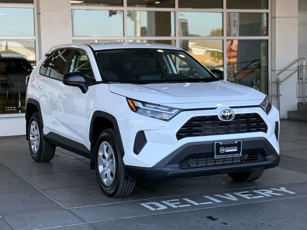 New 2025 Toyota RAV4 LE image 6