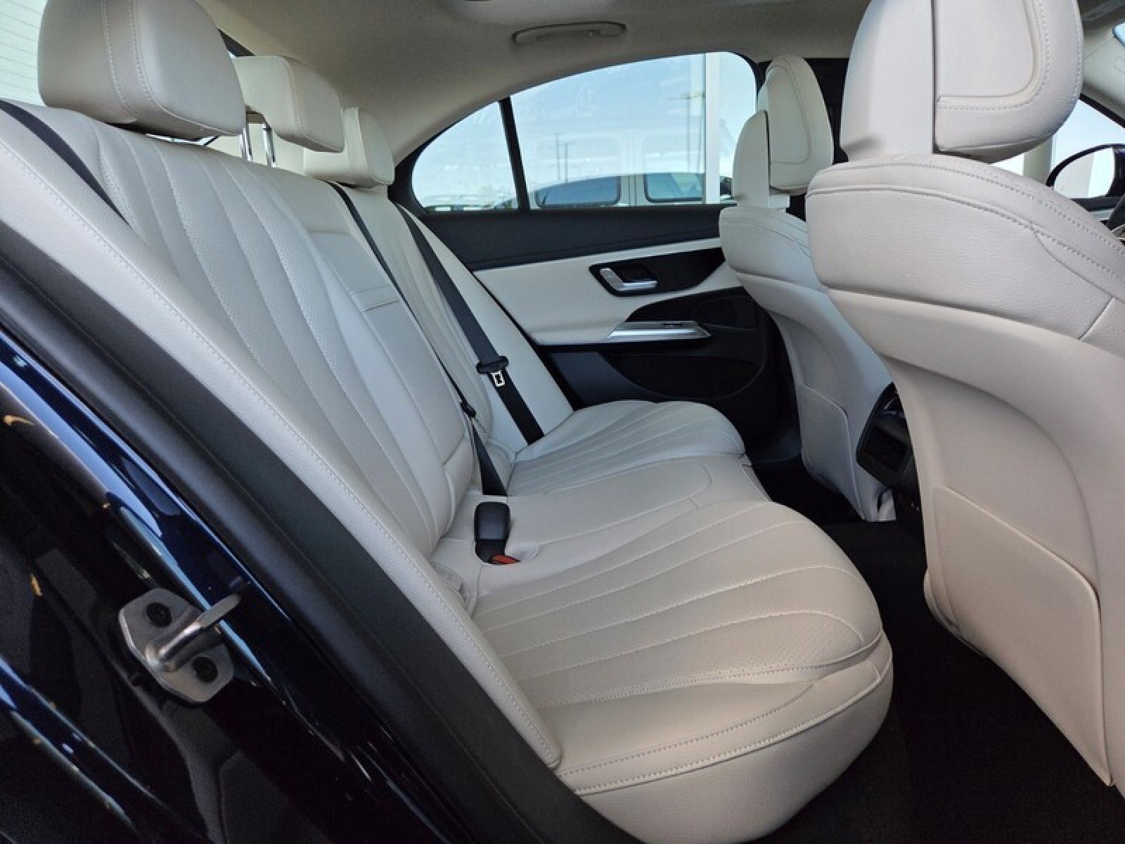 New 2026 Mercedes-Benz E 350 Sedan image 16