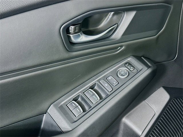 Certified 2025 Honda Accord SE image 19