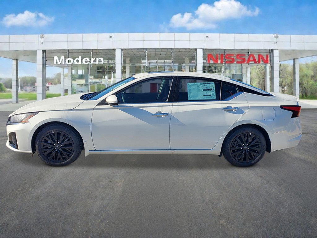 New 2026 Nissan Altima 2.5 SV FWD image 7
