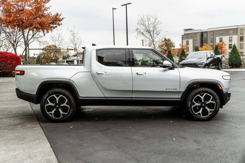 Used 2023 Rivian R1T Adventure image 3
