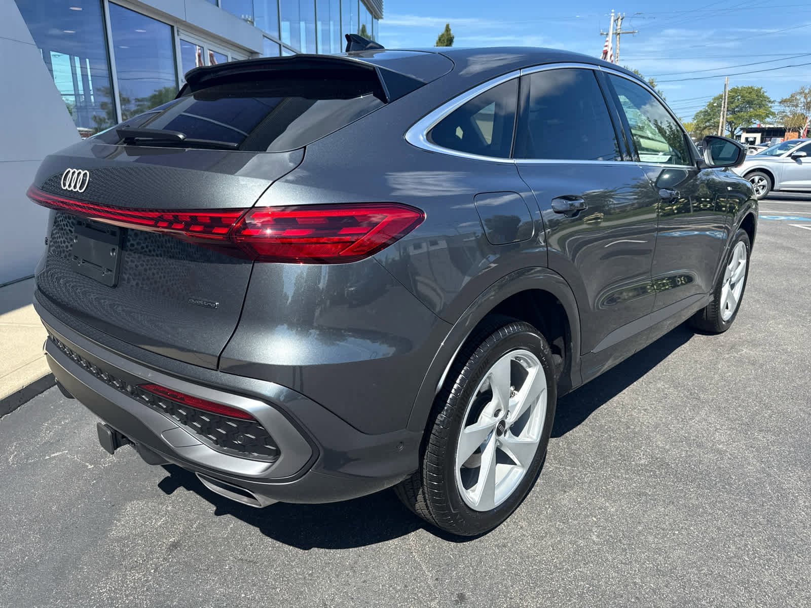 New 2025 Audi Q5 Premium Plus image 7