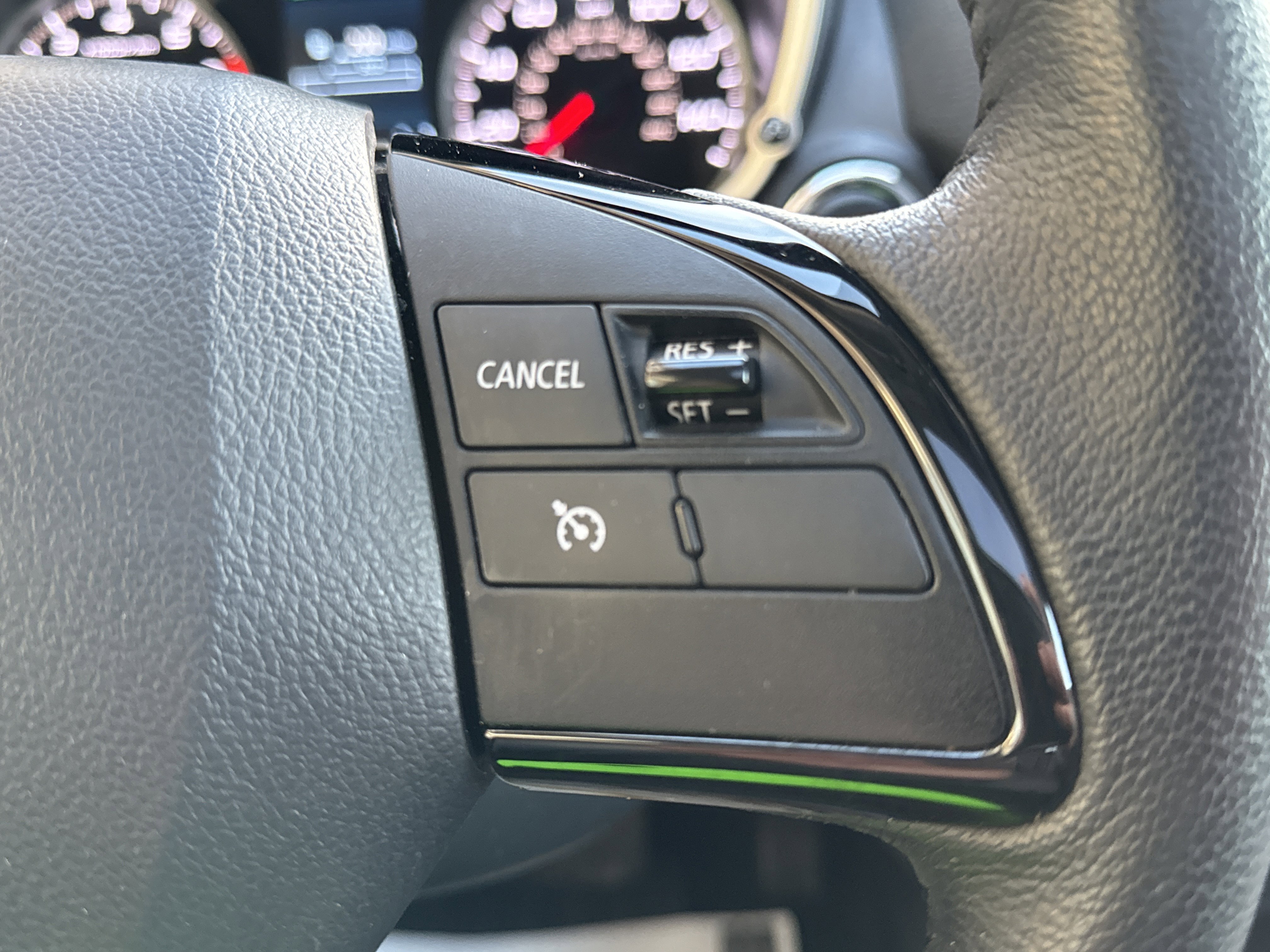 Used 2023 Mitsubishi Eclipse Cross SE image 18