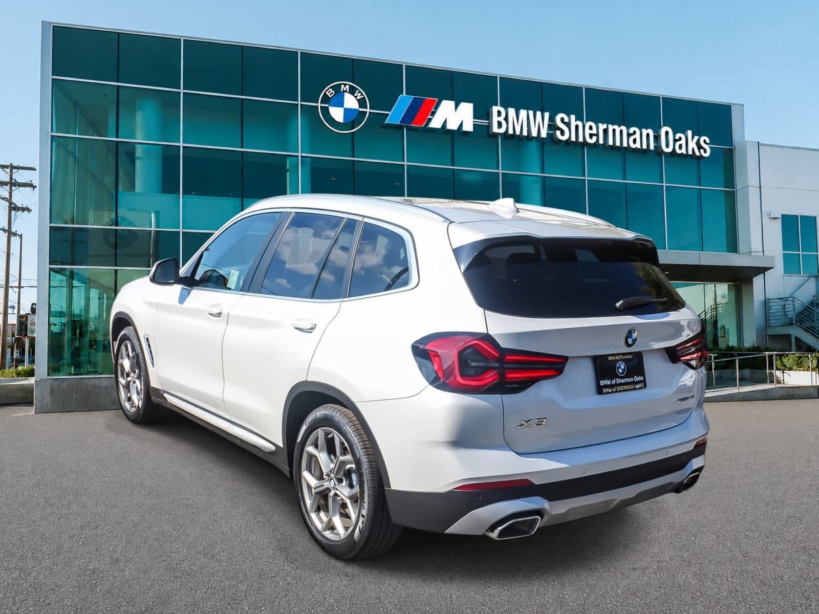 Used 2024 BMW X3 sDrive30i w/ Convenience Package RWD image 6