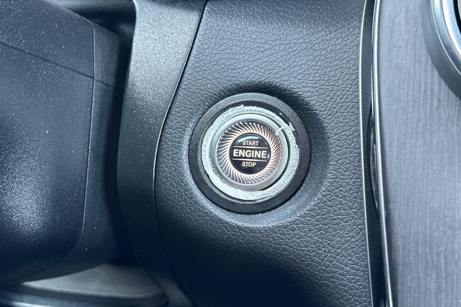 Used 2022 Mercedes-Benz GLC 300 image 23