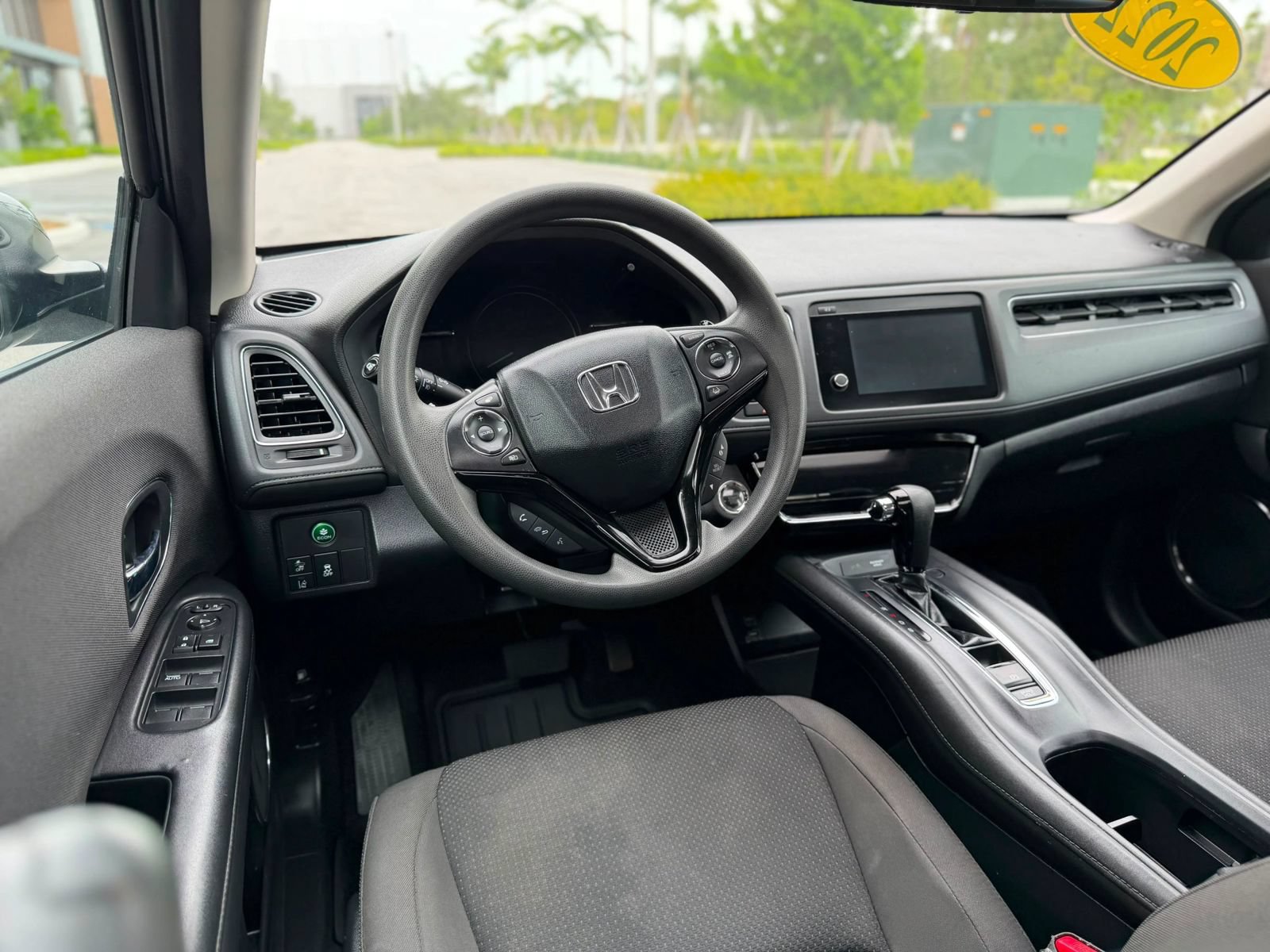 Used 2022 Honda HR-V EX image 24