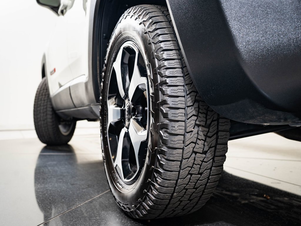 Used 2022 Jeep Renegade Trailhawk image 40