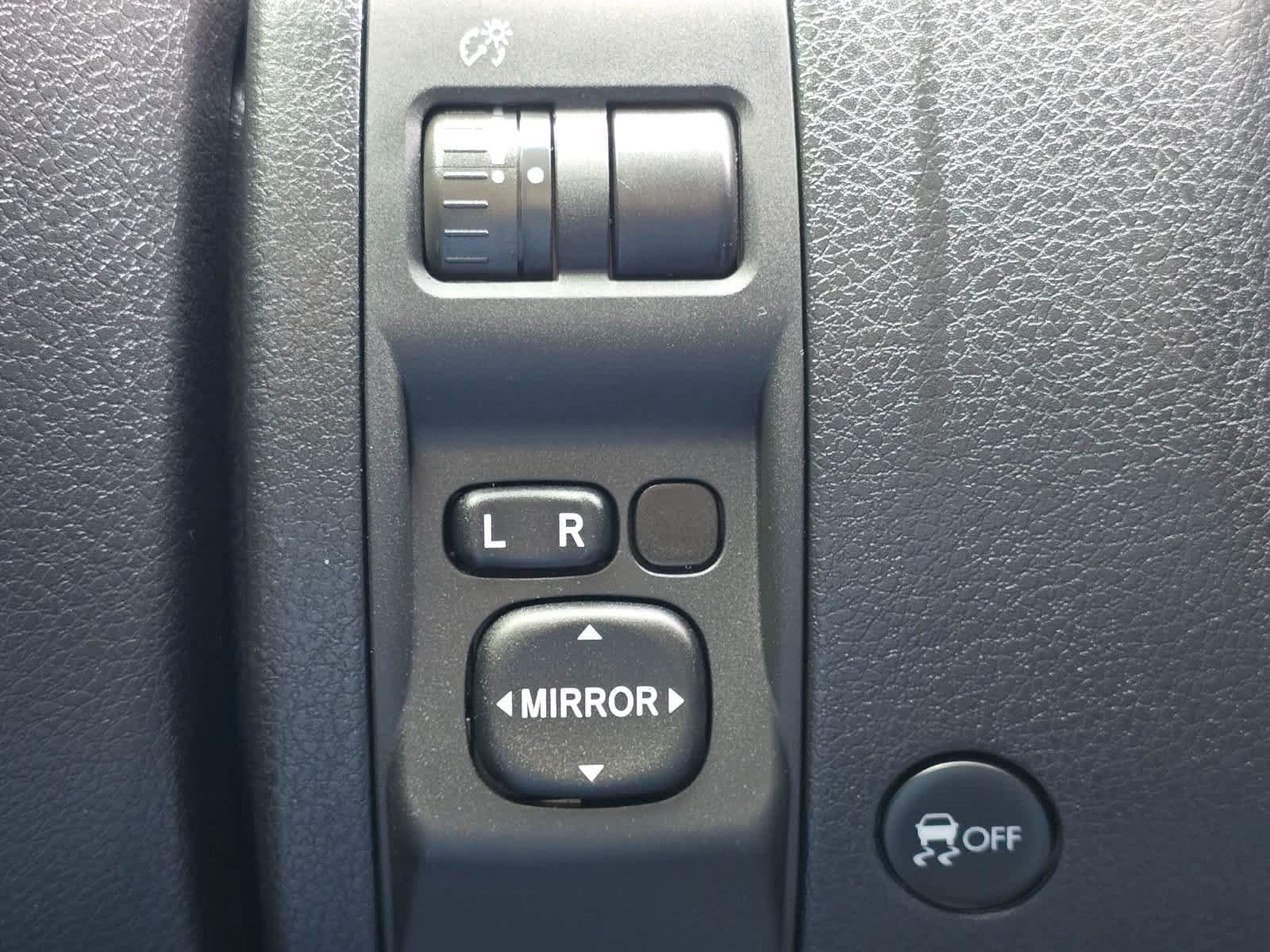 Used 2014 Subaru Impreza WRX Hatchback AWD/4WD image 16