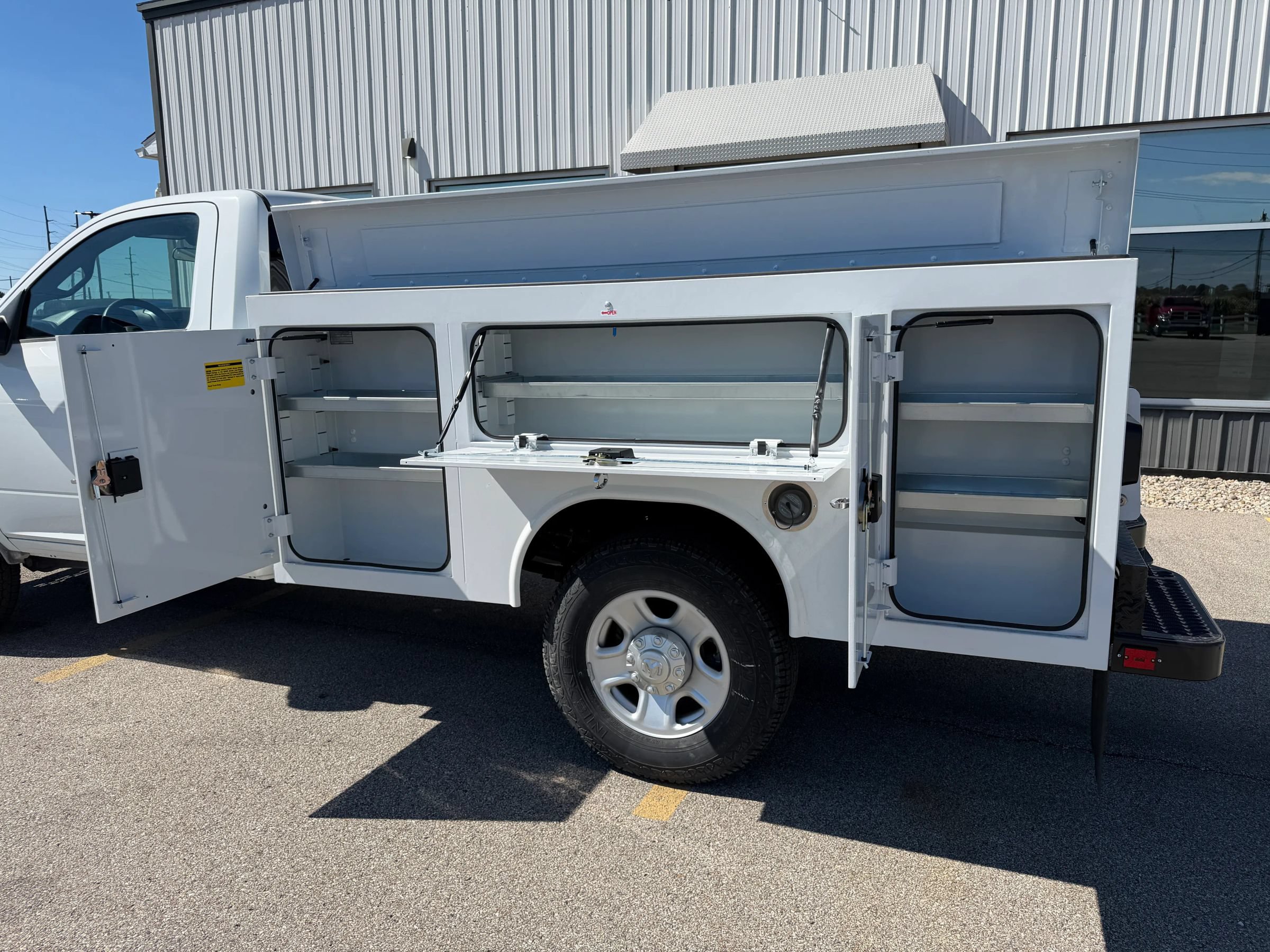 Used 2024 RAM 3500 Tradesman AWD/4WD image 6