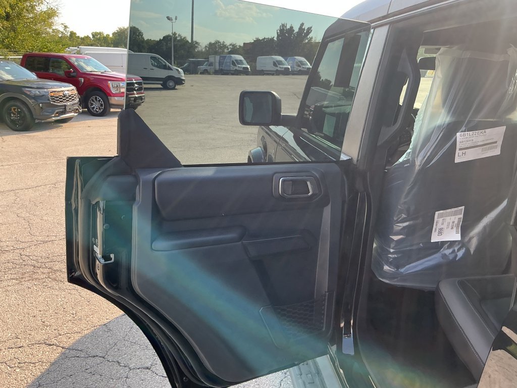 New 2026 Ford Bronco Outer Banks AWD/4WD image 16