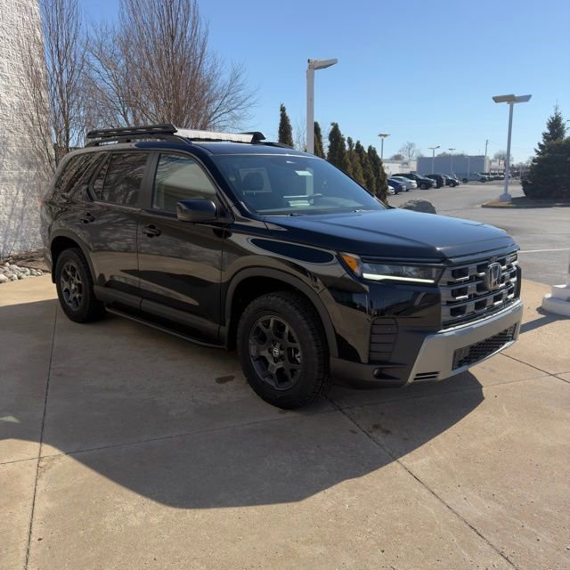 New 2026 Honda Pilot TrailSport image 7
