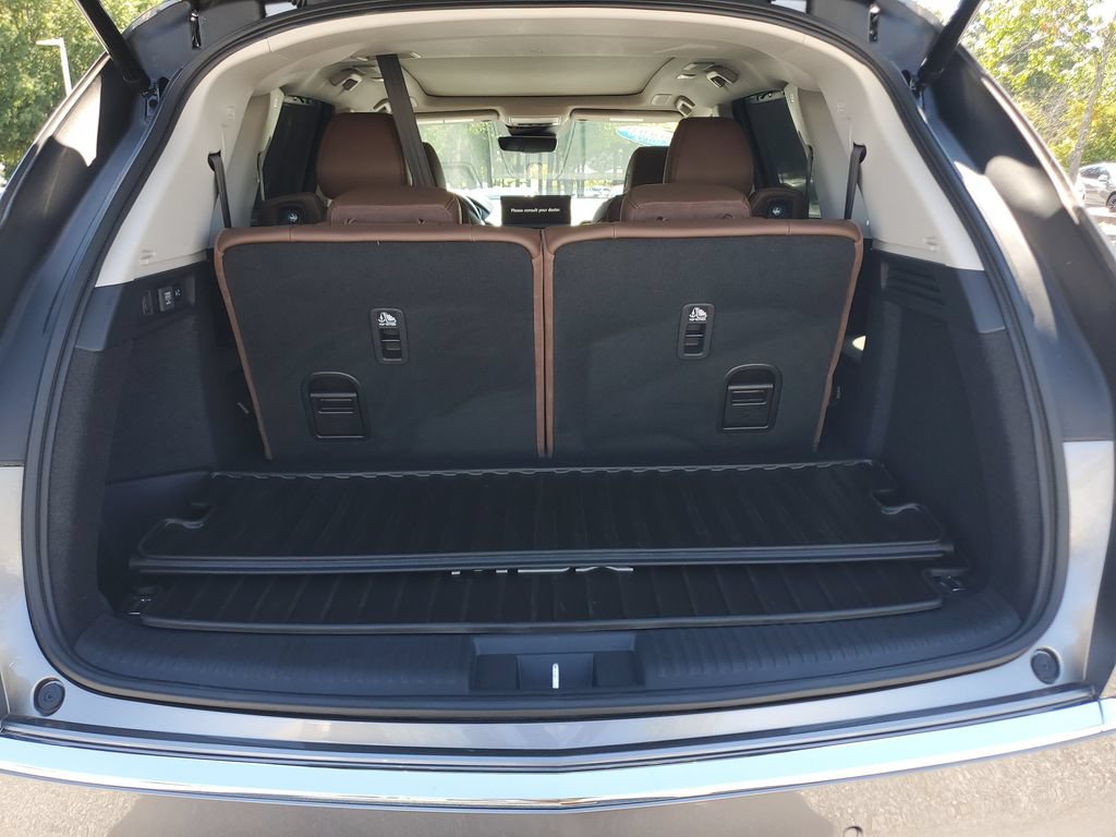 Certified 2026 Acura MDX w/ Technology Package FWD image 9