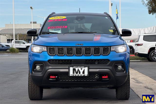 Used 2026 Jeep Compass Trailhawk w/ Sun, Sound & Navigation Group AWD/4WD image 9