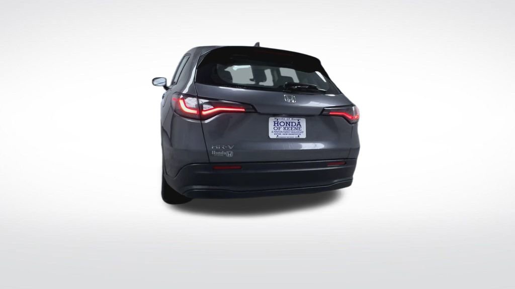 Used 2023 Honda HR-V LX image 9
