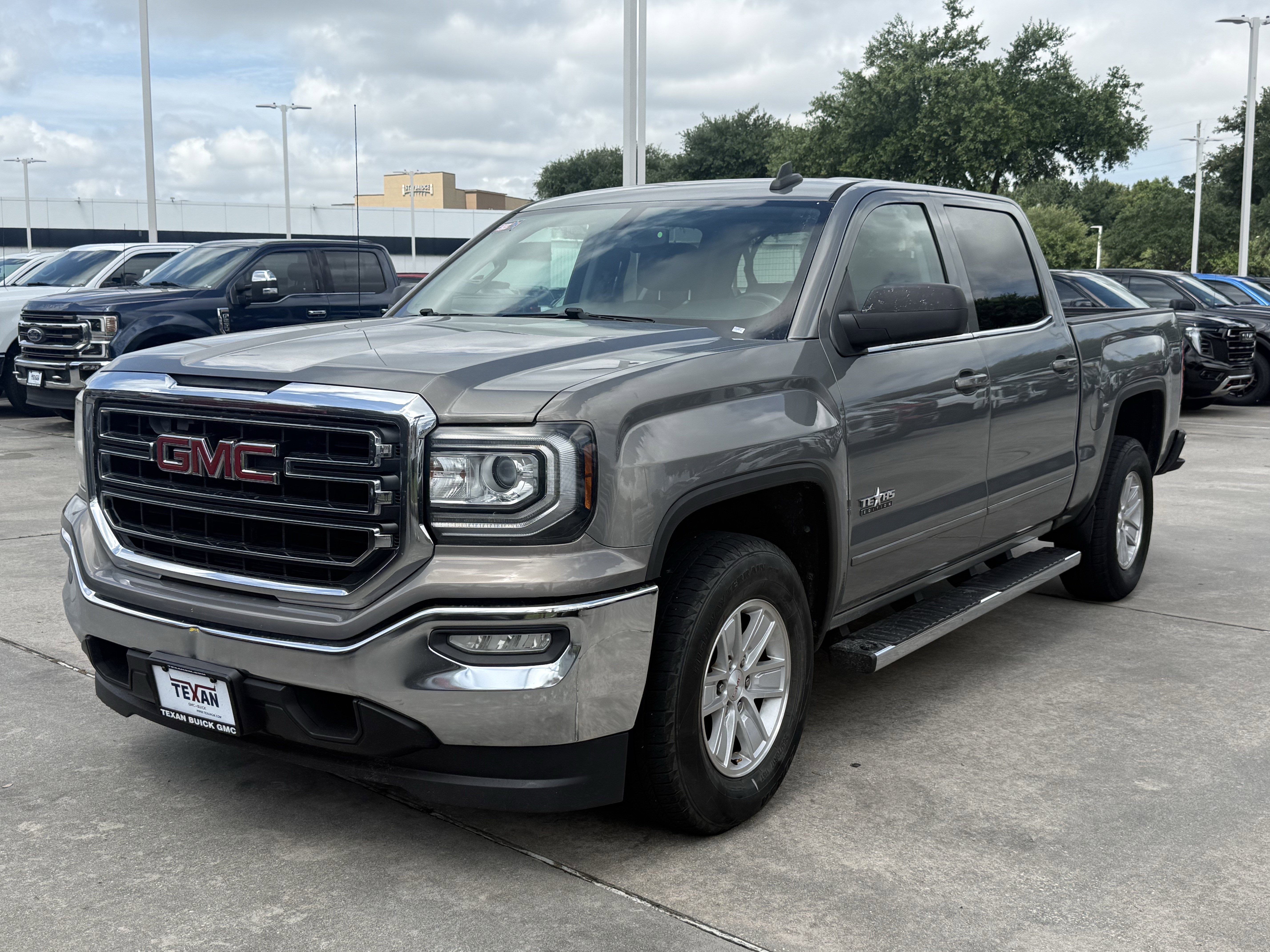 Used 2017 GMC Sierra 1500 SLE w/ Texas SLE Value Package RWD image 9