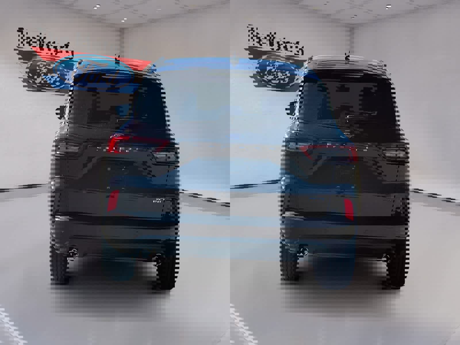 Certified 2023 Ford Escape ST-Line w/ Tech Pack #1 image 6