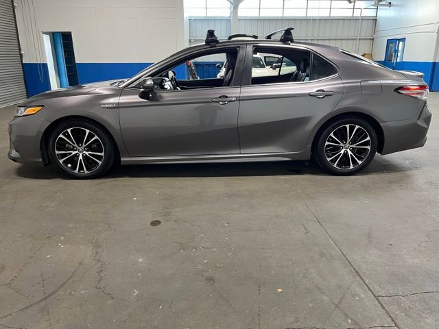 Used 2018 Toyota Camry SE FWD image 6