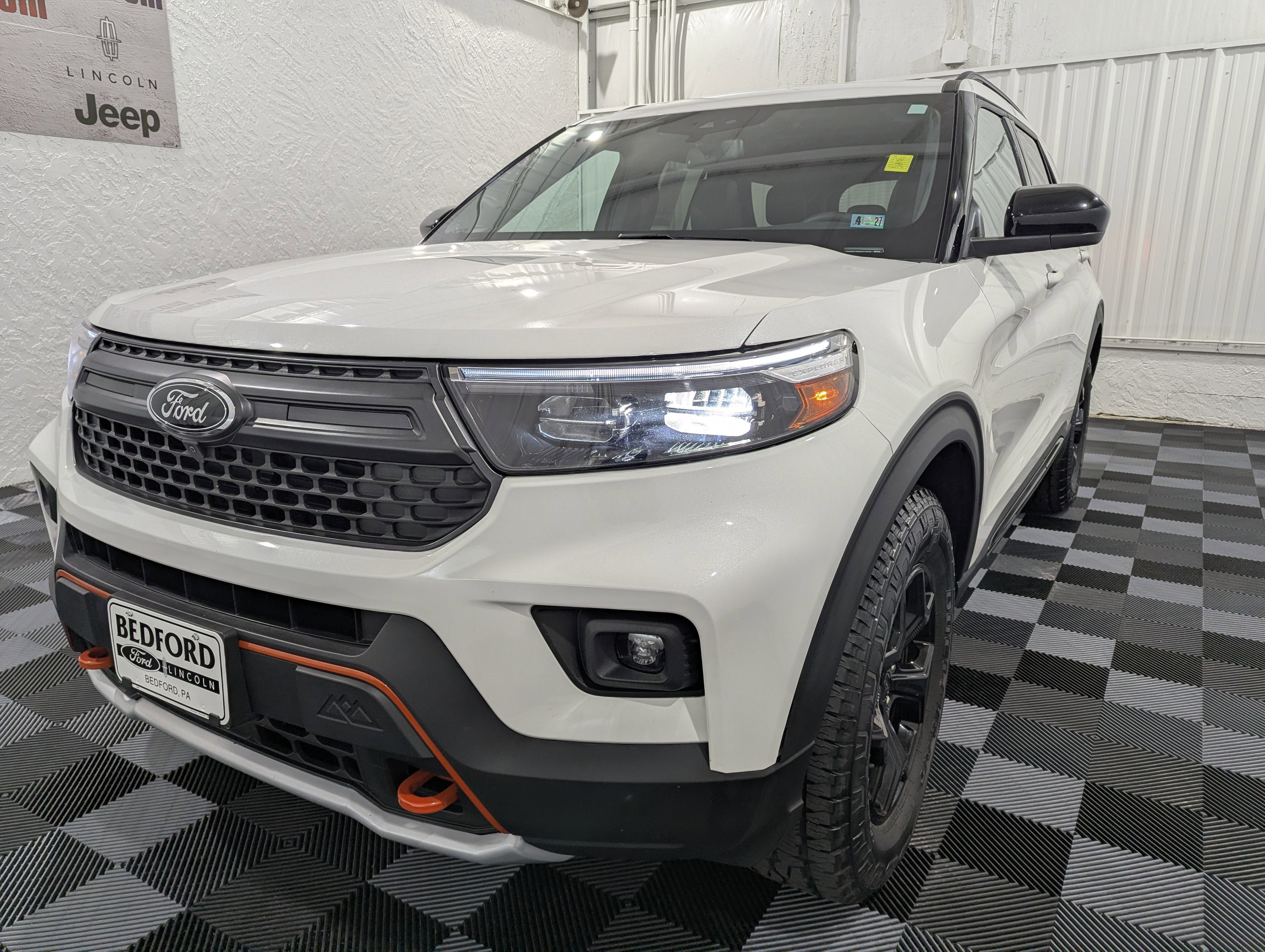 Used 2024 Ford Explorer Timberline w/ Timberline Technology Package AWD/4WD image 3