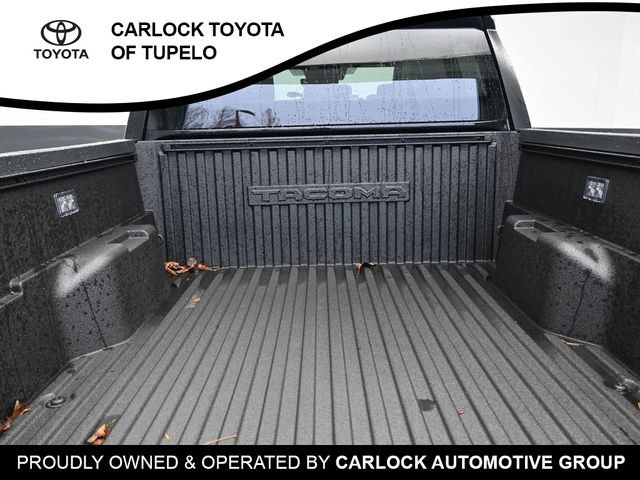 Used 2025 Toyota Tacoma SR5 AWD/4WD image 25